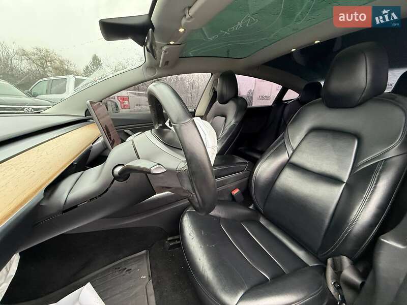 Седан Tesla Model 3 2019 в Луцке фото 20 Седан Tesla Model 3 2019 в Луцке