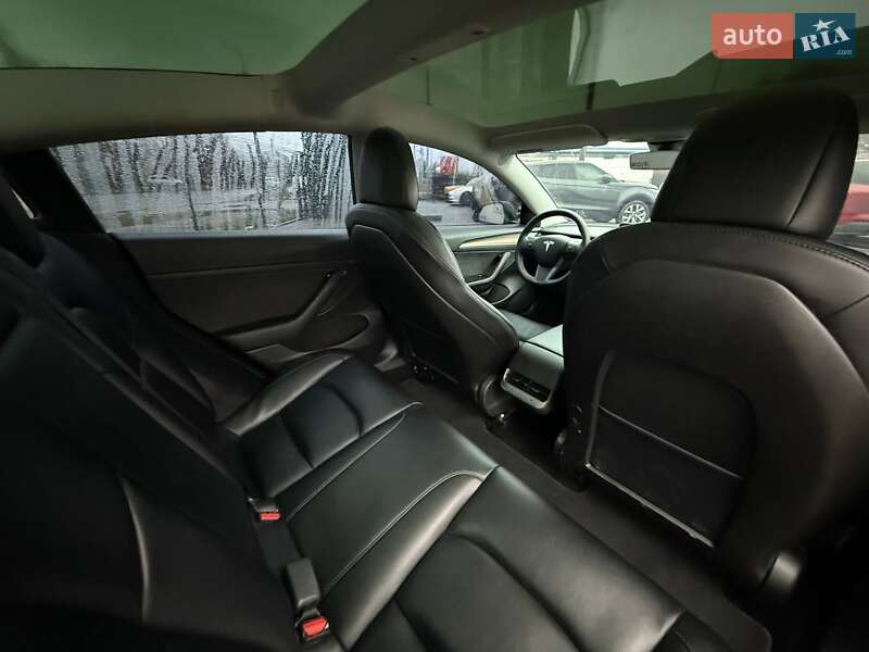 Седан Tesla Model 3 2021 в Луцке фото 20 Седан Tesla Model 3 2021 в Луцке