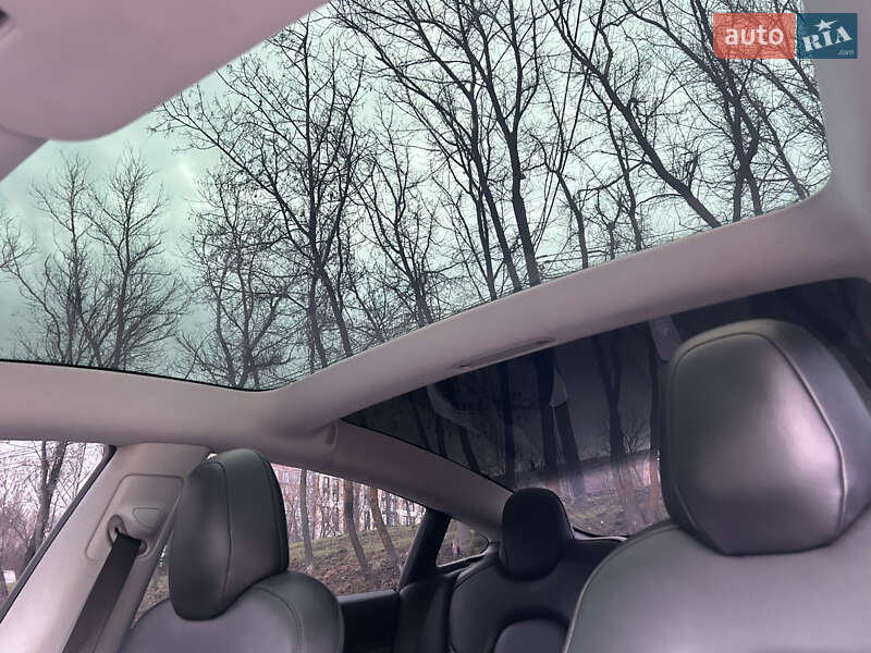 Седан Tesla Model 3 2019 в Хмельницком фото 25 Седан Tesla Model 3 2019 в Хмельницком