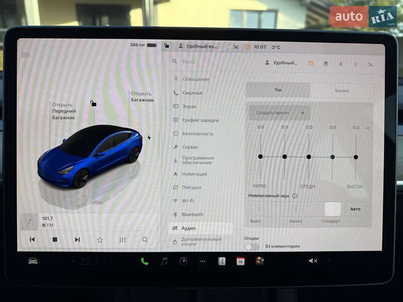 Седан Tesla Model 3 2023 в Львове
