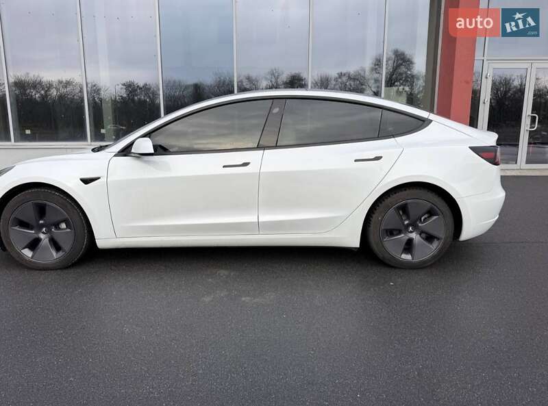 Седан Tesla Model 3 2023 в Днепре фото 6 Седан Tesla Model 3 2023 в Днепре
