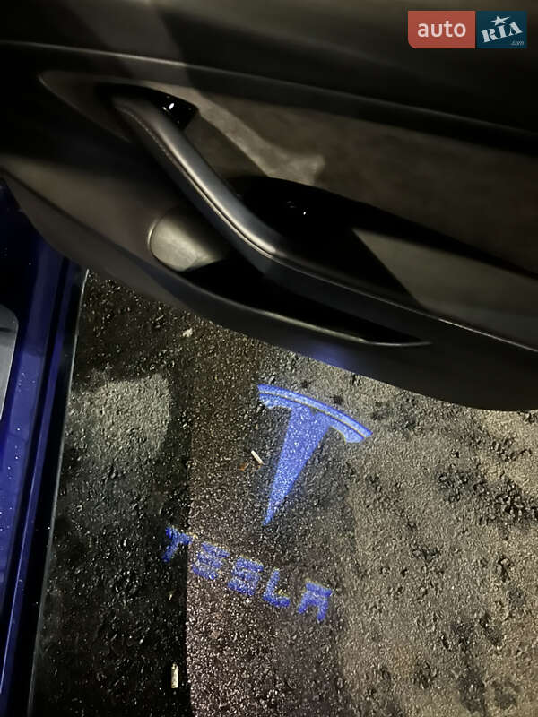 Седан Tesla Model 3 2020 в Києві фото 21 Седан Tesla Model 3 2020 в Києві