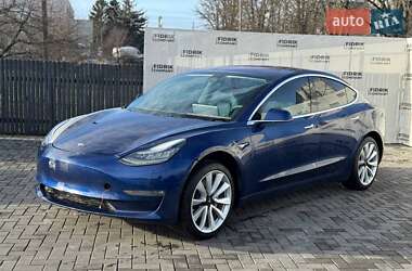 Седан Tesla Model 3 2019 в Луцке