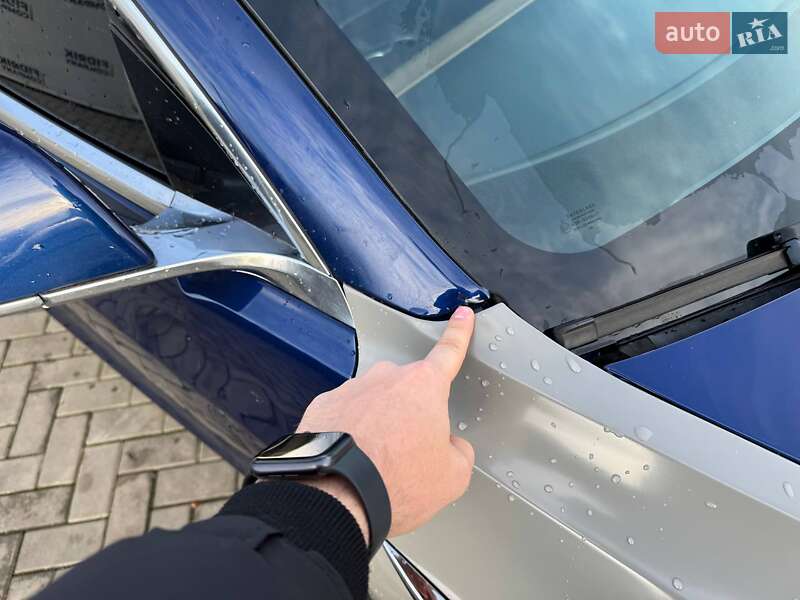 Седан Tesla Model 3 2019 в Луцке