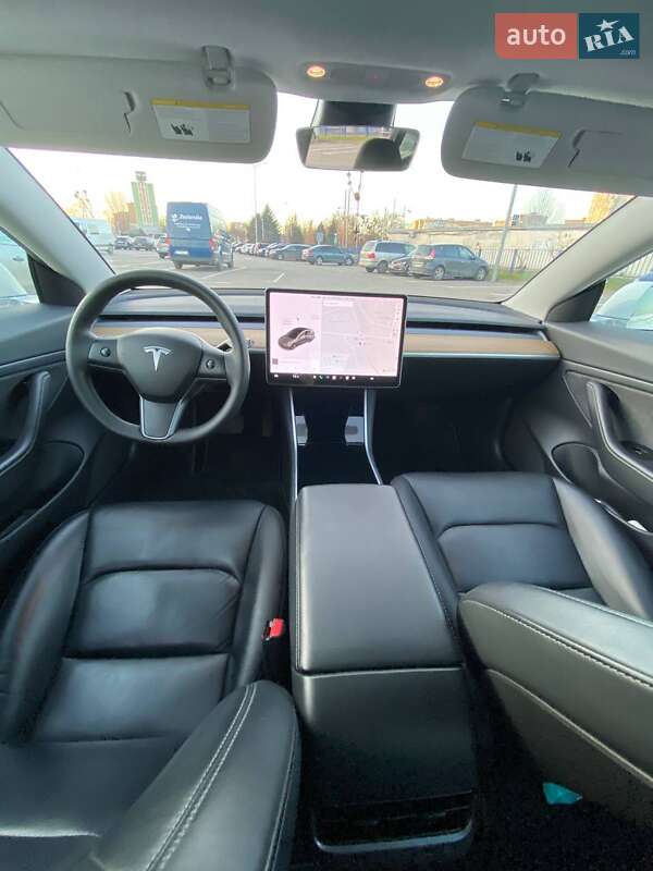 Седан Tesla Model 3 2020 в Львове фото 14 Седан Tesla Model 3 2020 в Львове