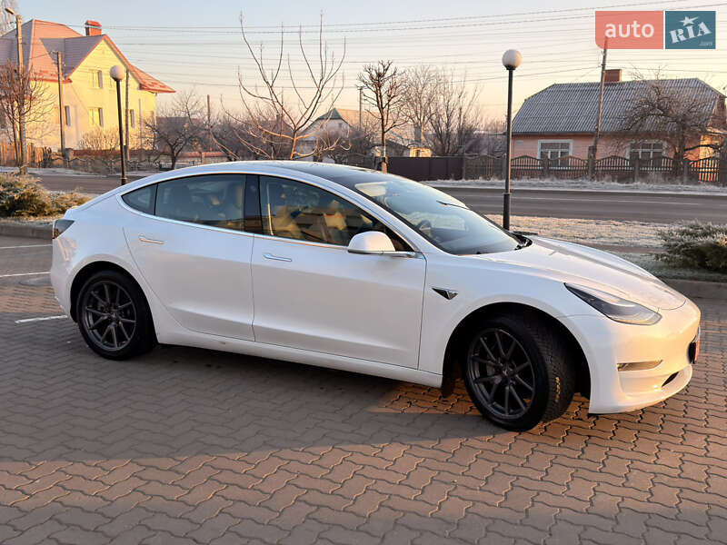Седан Tesla Model 3 2020 в Ковеле фото 4 Седан Tesla Model 3 2020 в Ковеле
