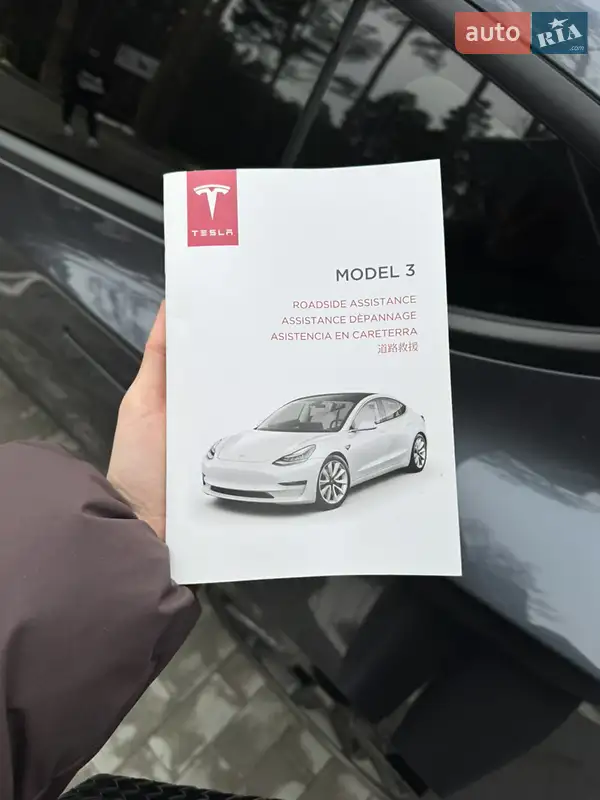 Седан Tesla Model 3 2019 в Киеве документ 2 фото Седан Tesla Model 3 2019 в Киеве документ