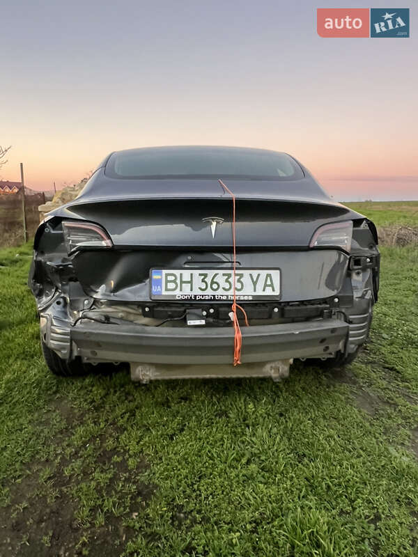 Седан Tesla Model 3 2018 в Одессе