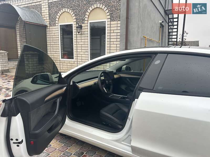 Седан Tesla Model 3 2023 в Полтаве фото 34 Седан Tesla Model 3 2023 в Полтаве