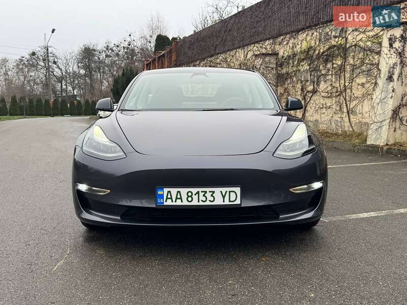 Седан Tesla Model 3 2023 в Киеве фото 14 Седан Tesla Model 3 2023 в Киеве