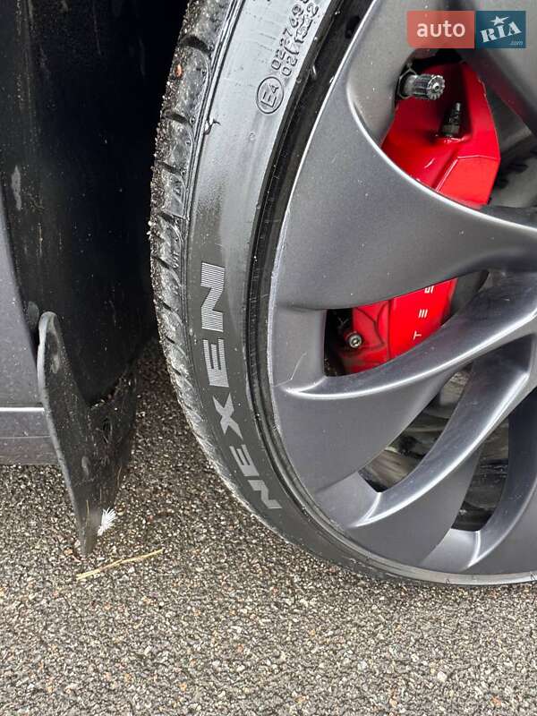 Седан Tesla Model 3 2023 в Киеве фото 39 Седан Tesla Model 3 2023 в Киеве