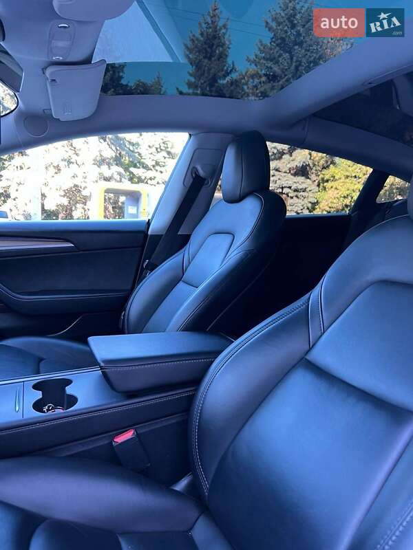 Седан Tesla Model 3 2021 в Виннице фото 4 Седан Tesla Model 3 2021 в Виннице