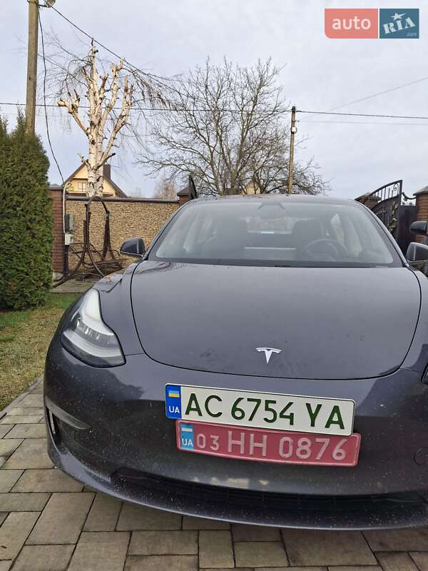 Tesla Model 3 2018