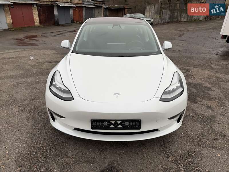 Седан Tesla Model 3 2018 в Киеве фото 27 Седан Tesla Model 3 2018 в Киеве