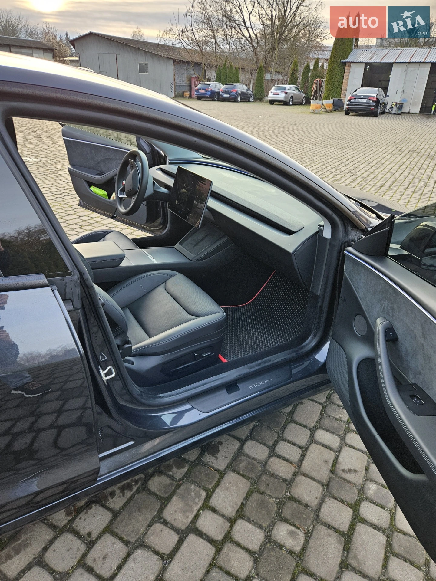 2024 Tesla Model 3 - мініатюра 9
