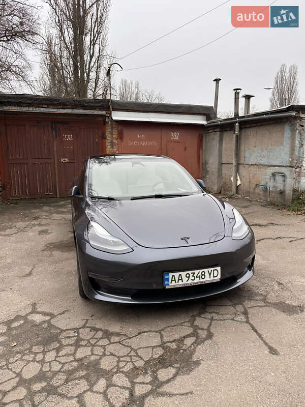 Седан Tesla Model 3 2021 в Киеве фото 6 Седан Tesla Model 3 2021 в Киеве