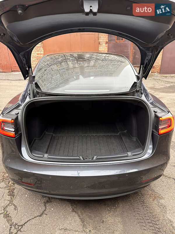 Седан Tesla Model 3 2021 в Киеве фото 8 Седан Tesla Model 3 2021 в Киеве