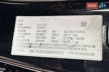 Седан Tesla Model 3 2021 в Днепре