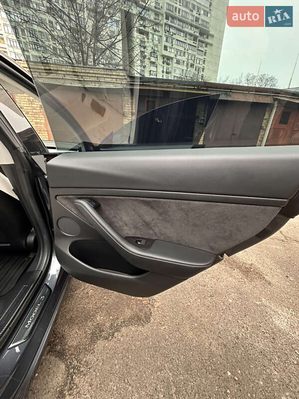 Седан Tesla Model 3 2021 в Киеве фото 14 Седан Tesla Model 3 2021 в Киеве