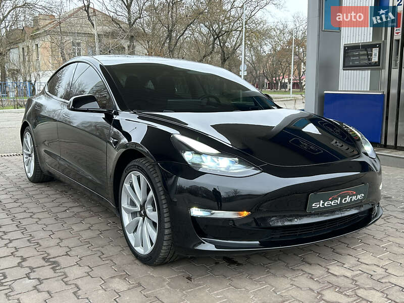 Tesla Model 3 2019 Tesla Model 3 2019