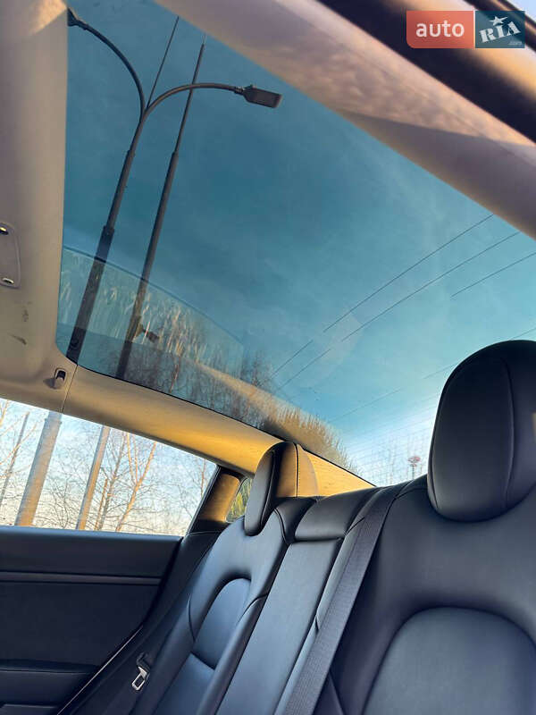 Седан Tesla Model 3 2023 в Ивано-Франковске фото 19 Седан Tesla Model 3 2023 в Ивано-Франковске