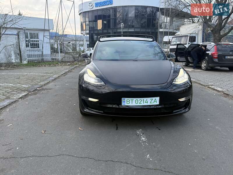 Седан Tesla Model 3 2018 в Николаеве фото Седан Tesla Model 3 2018 в Николаеве