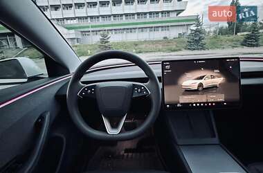 Седан Tesla Model 3 2024 в Киеве