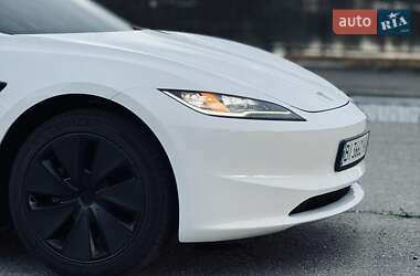 Седан Tesla Model 3 2024 в Киеве