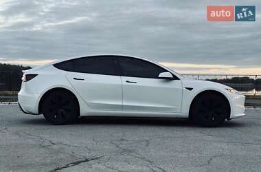 Седан Tesla Model 3 2024 в Киеве