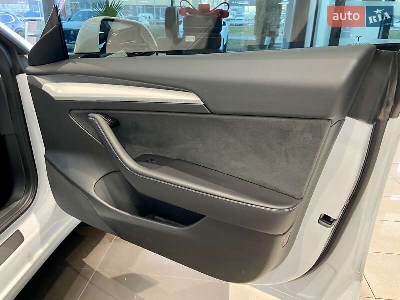 Седан Tesla Model 3 2022 в Вінниці фото 36 Седан Tesla Model 3 2022 в Вінниці