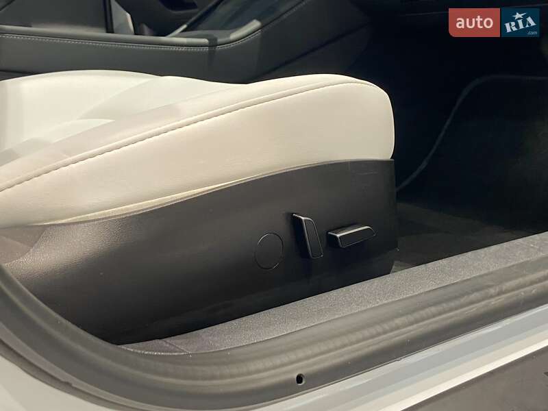 Седан Tesla Model 3 2022 в Вінниці фото 37 Седан Tesla Model 3 2022 в Вінниці