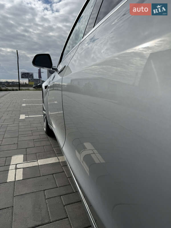 Седан Tesla Model 3 2018 в Луцке