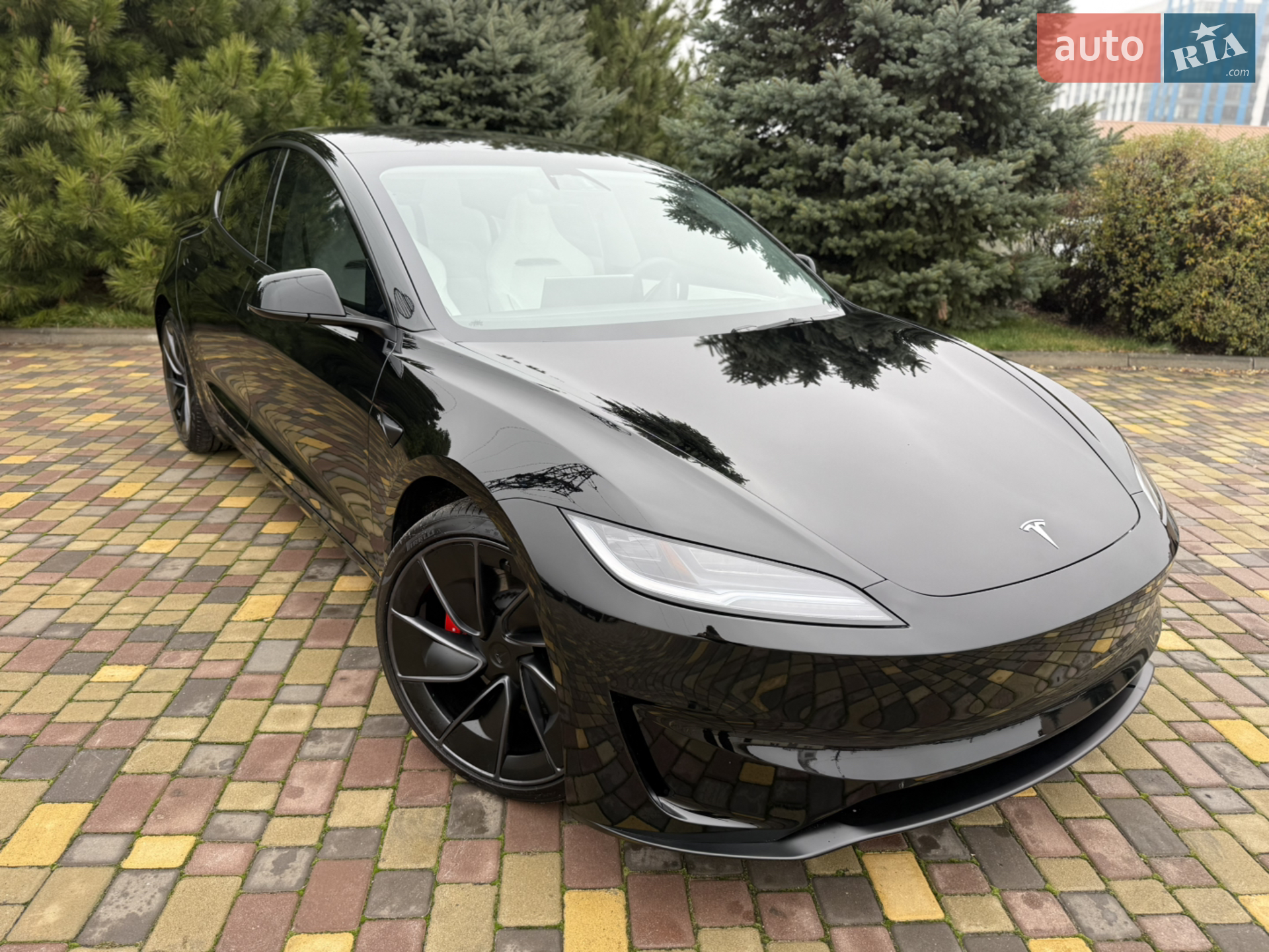 2025 Tesla Model 3 - мініатюра 15