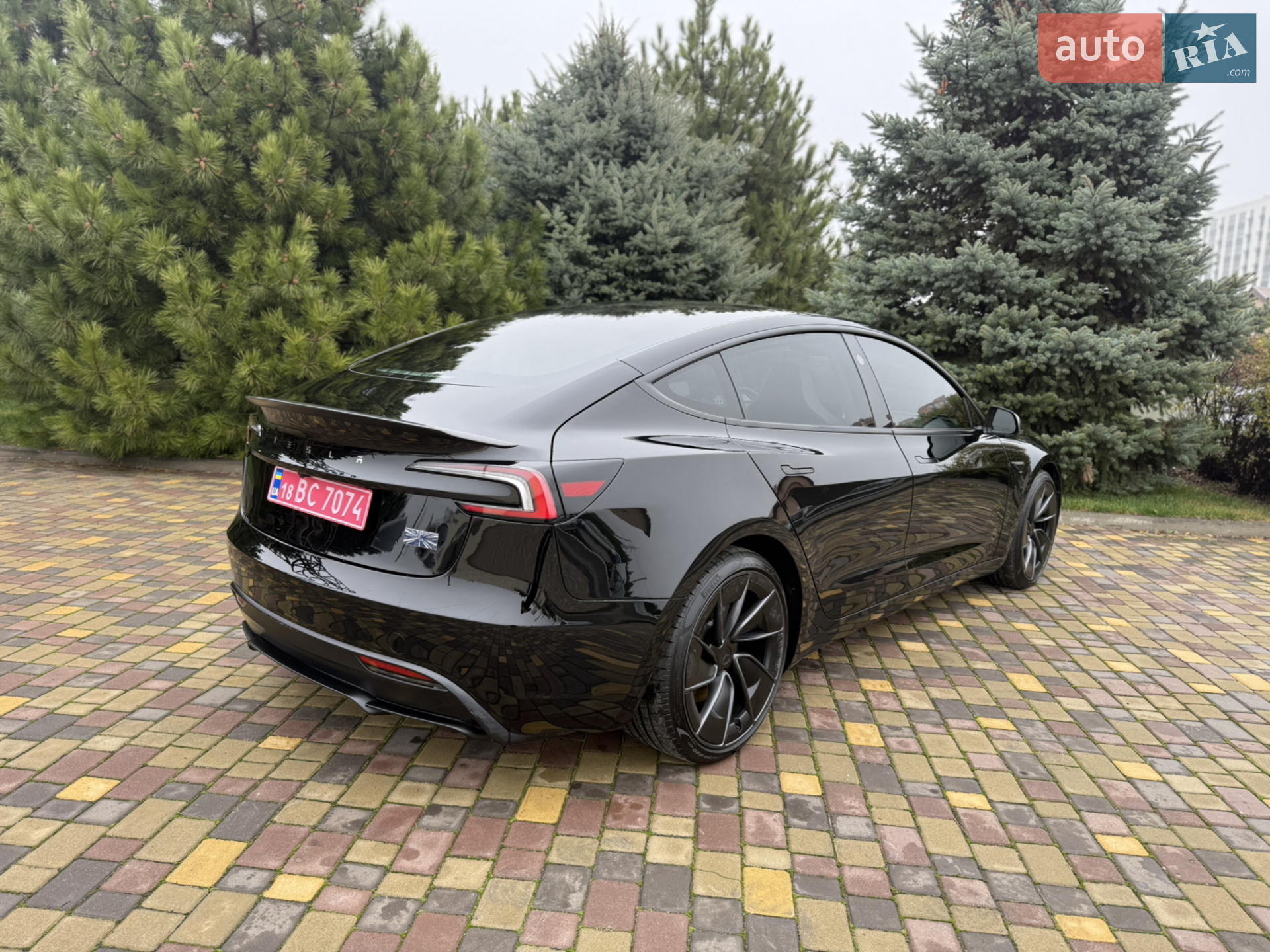 2025 Tesla Model 3 - мініатюра 26