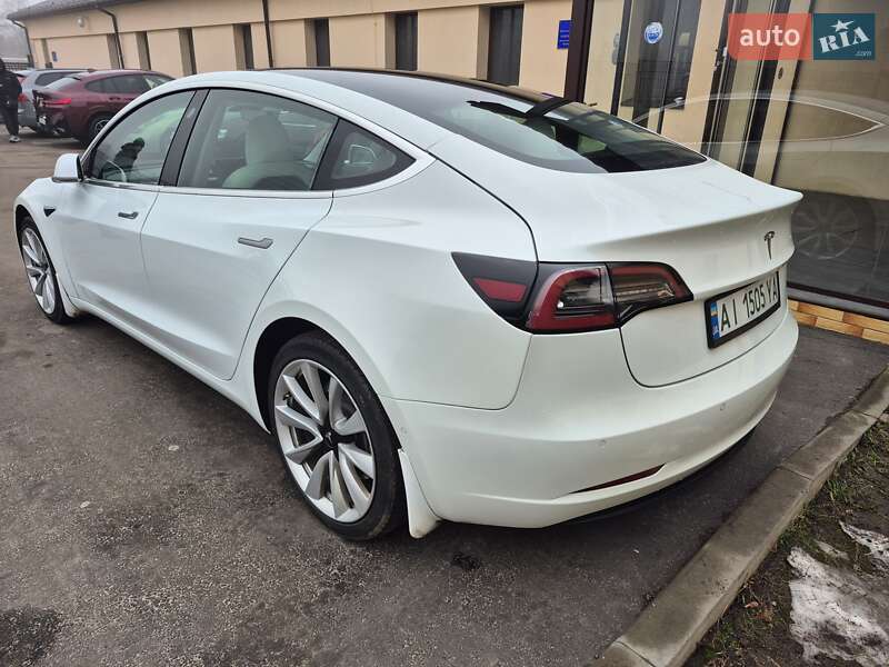 Седан Tesla Model 3 2019 в Киеве фото 12 Седан Tesla Model 3 2019 в Киеве