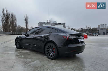 Седан Tesla Model 3 2020 в Киеве
