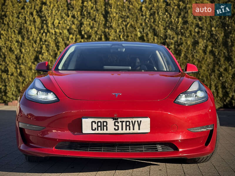 Седан Tesla Model 3 2023 в Стрые