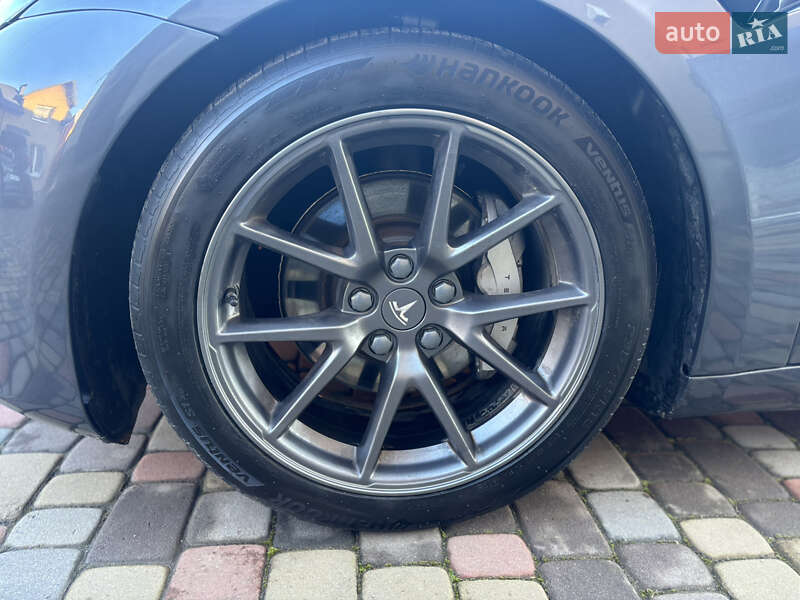 Седан Tesla Model 3 2023 в Ивано-Франковске фото 10 Седан Tesla Model 3 2023 в Ивано-Франковске