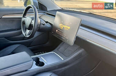 Седан Tesla Model 3 2022 в Стрые