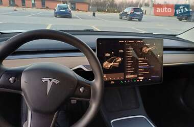 Седан Tesla Model 3 2020 в Львове
