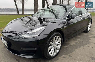Седан Tesla Model 3 2019 в Киеве