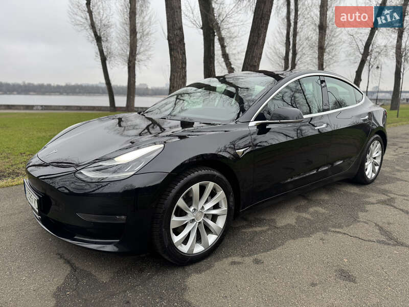 Tesla Model 3 2019