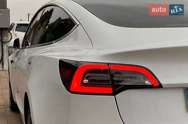 Седан Tesla Model 3 2019 в Білій Церкві