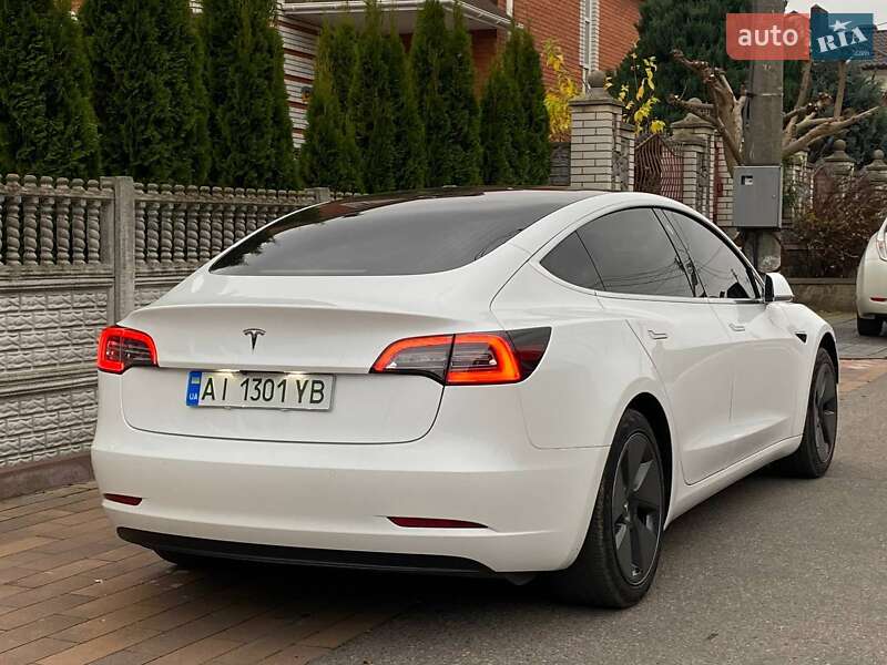 Седан Tesla Model 3 2019 в Белой Церкви