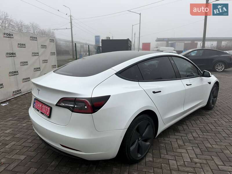 Седан Tesla Model 3 2021 в Луцке
