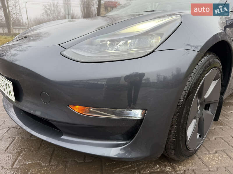 Седан Tesla Model 3 2023 в Хмельницком