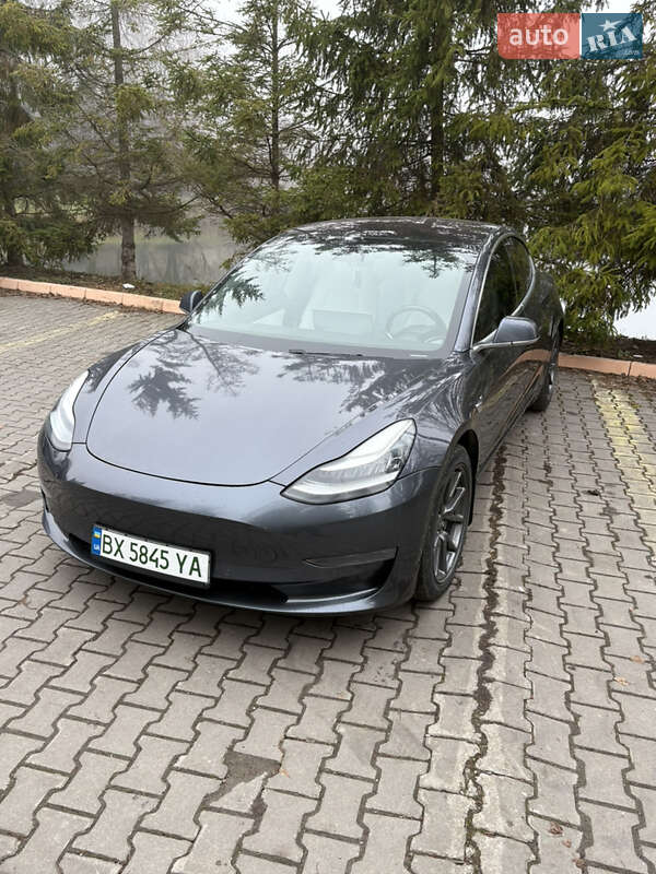 Седан Tesla Model 3 2019 в Хмельницком