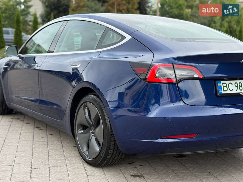 Седан Tesla Model 3 2018 в Дрогобыче фото 11 Седан Tesla Model 3 2018 в Дрогобыче