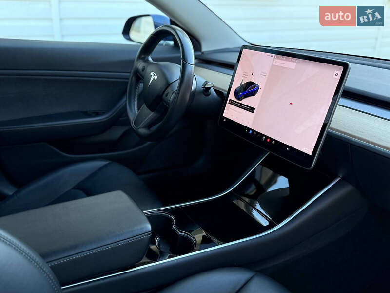 Седан Tesla Model 3 2018 в Дрогобыче фото 30 Седан Tesla Model 3 2018 в Дрогобыче