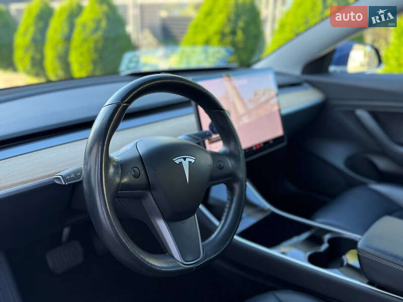 Седан Tesla Model 3 2018 в Дрогобыче фото 35 Седан Tesla Model 3 2018 в Дрогобыче